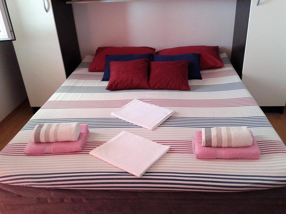 מילנה Apartment Vesna מראה חיצוני תמונה