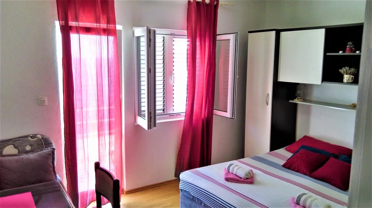 מילנה Apartment Vesna מראה חיצוני תמונה